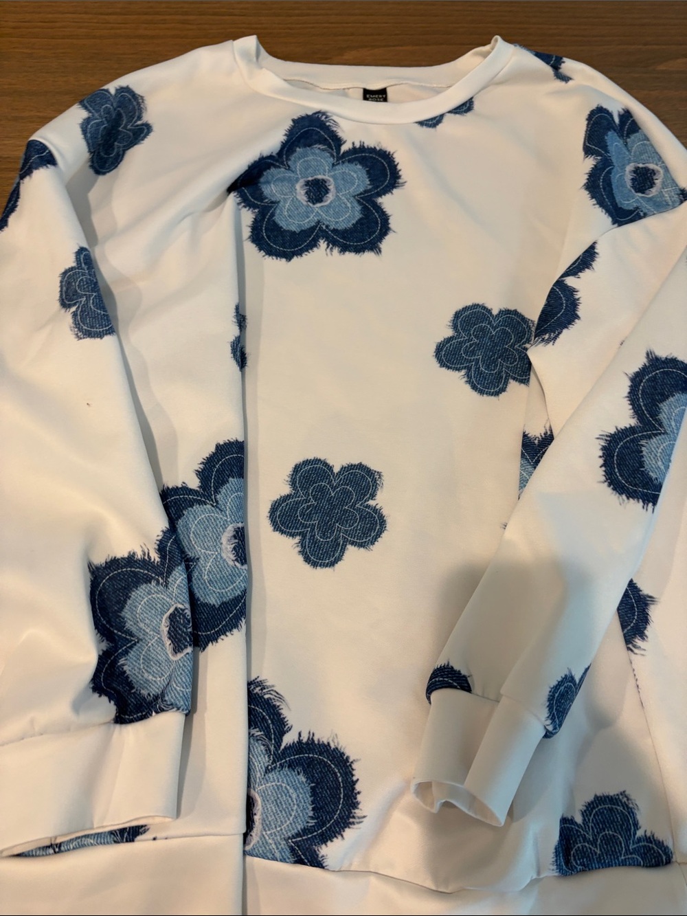 Crewneck Sweatshirt with Blue Floral Appliqué - White